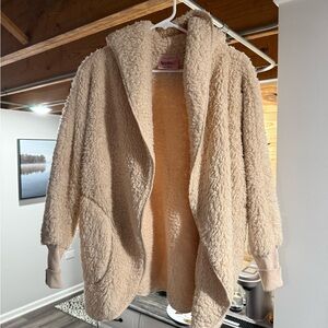 Nordic Beach Cozy Open-Front Sherpa Cardigan Jacket - Petite Fluffy Frappe